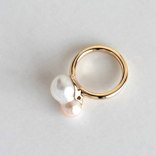 Cell pearl ring