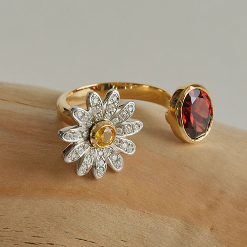 SHINDO HARUKA Order & reform Jewelry | Daisy pave ring 誕生石のガーネットとデイジーをモチーフにしたダイヤモンドのパヴェが美しいオープンリングのサムネイル画像